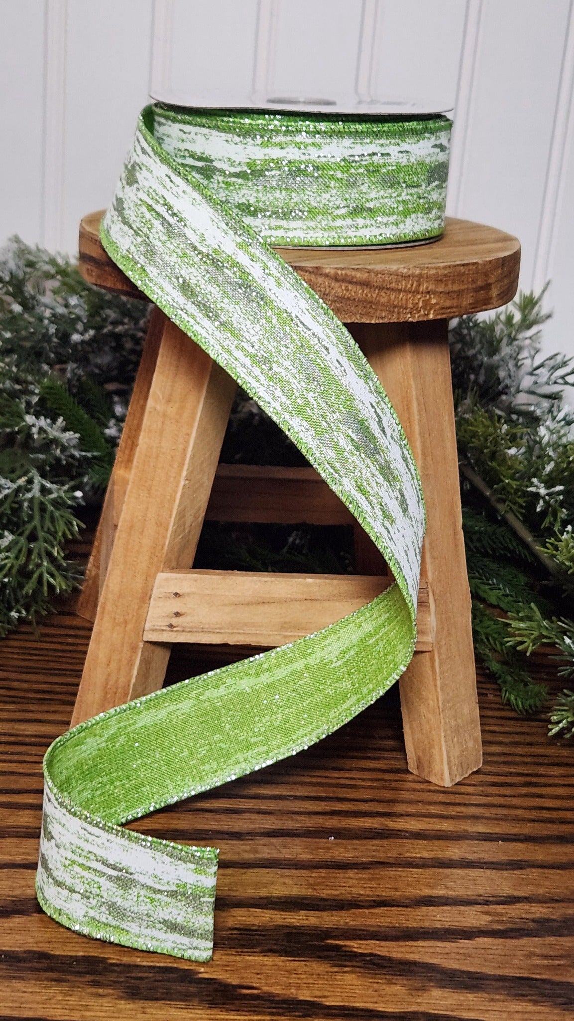 1.5" X 10 Yard Lime And Silver Glitter Metallic Streaks Ribbon
